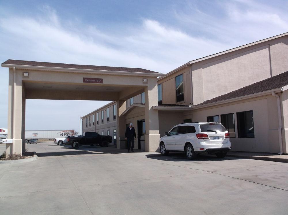 McPherson Inn By OYO, I-135 Exterior foto